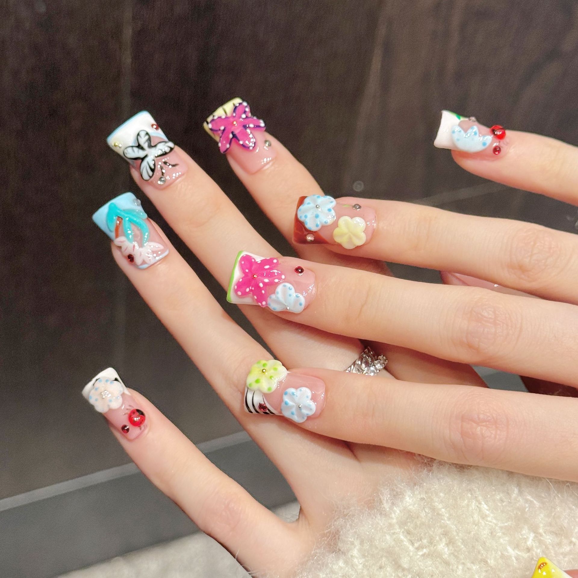 10PCS Uñas postizas hechas a m - Resin Art Flower reseña y precio