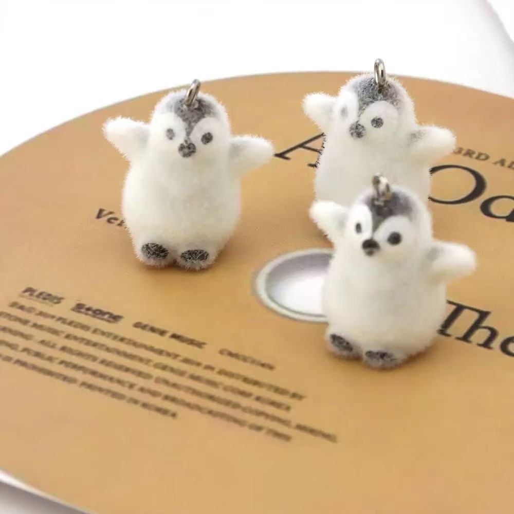5 uds flocado pequeño pingüino - Resin Art Keychain reseña y precio